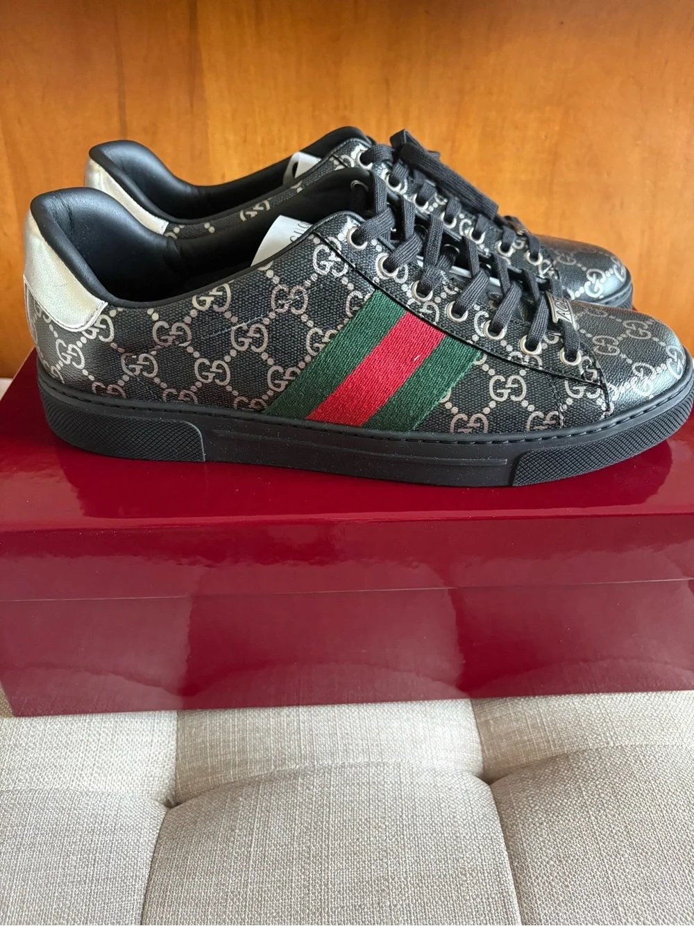 Gucci Black GG Supreme Leather Sneaker with Green-Red Web Stripe